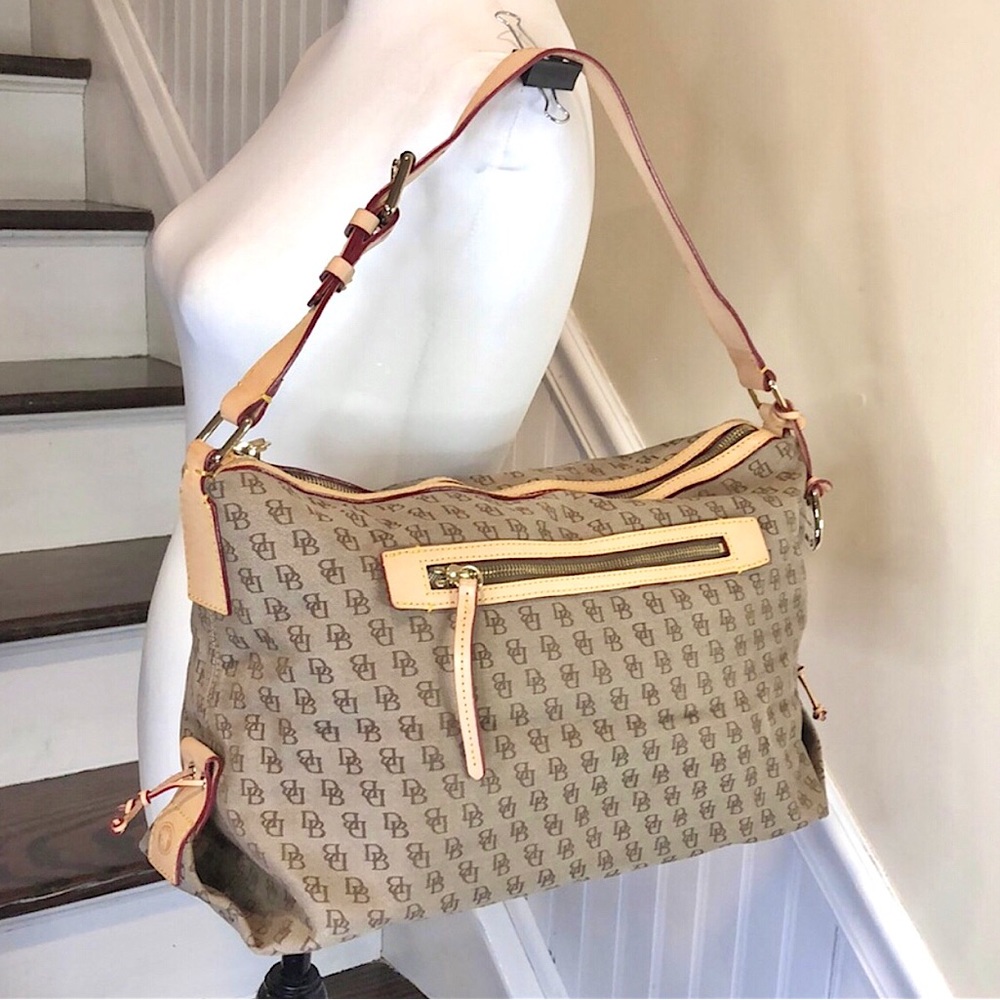 Vintage Dooney Bourke Brown Jacquard Monogram Top Zipper Hobo Shoulder Bag NWOT